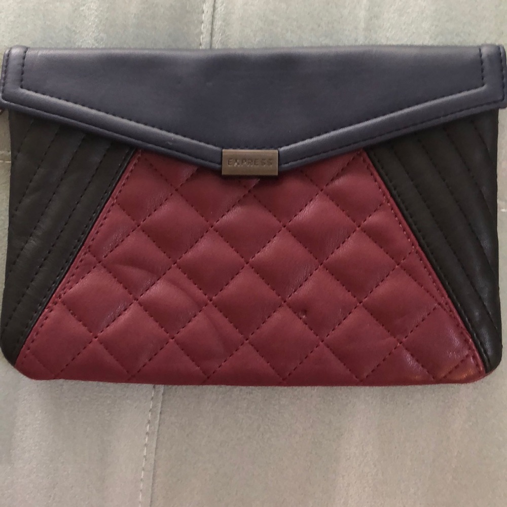 Express wristlet